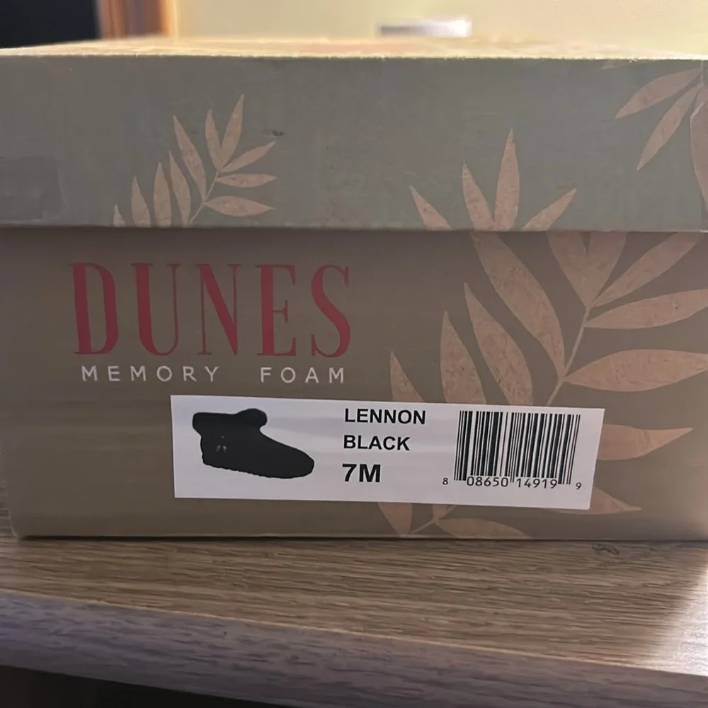 Dunes Women's Lennon Faux Fur bootie +Memory Foam